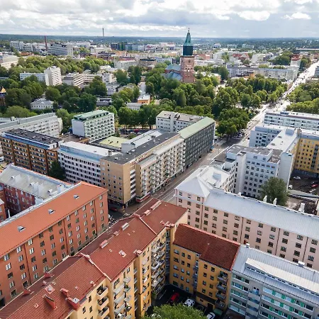 Excellent Downtown Location! Self-service! *